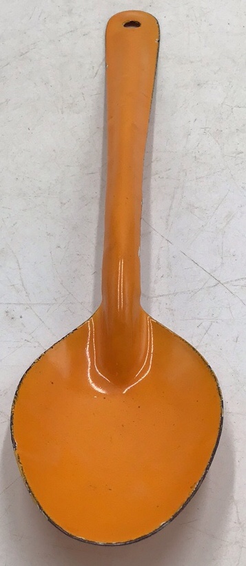 lot 21 image: Vintage Orange Enamel Serving Spoon  Graniteware with Long Handle