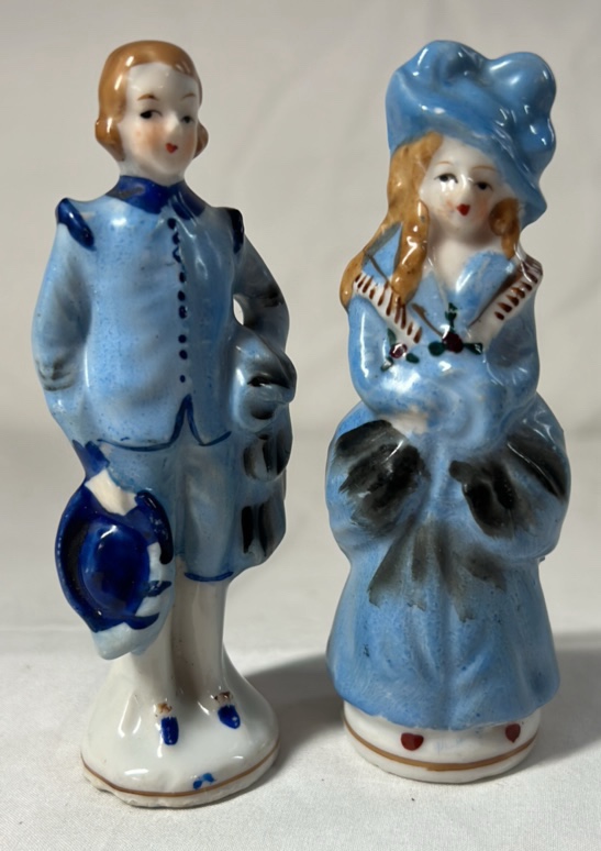 lot 218 image: Occupied Japan Porcelain Figurines  Boy and Girl in Blue Outfits
