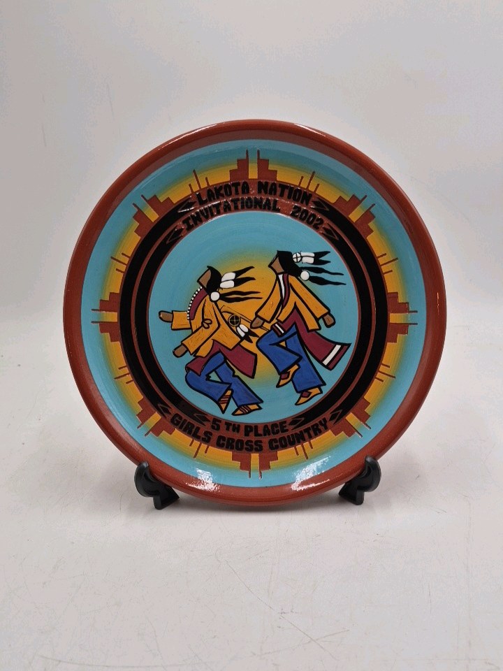lot 263 image: Vintage Native American Style Pottery Plate  Dancing Figures Border Design