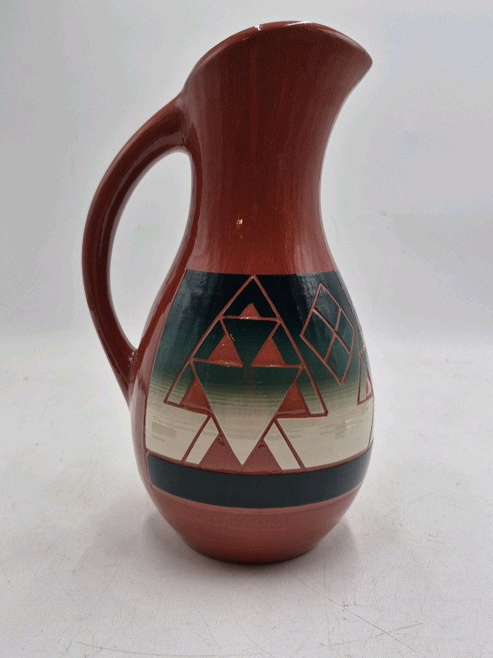 lot 268 image: Vintage Sioux Pottery Pitcher  Geometric Triangle Pattern Signed Eaglehawk