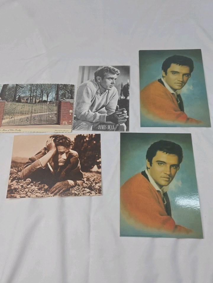 lot 289 image: Vintage Celebrity Postcards  James Dean and Elvis Presley Portraits