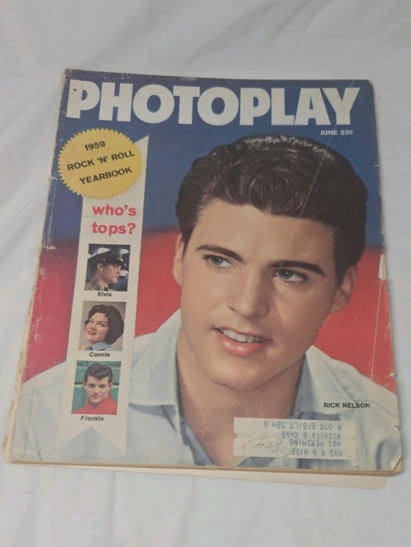 lot 293 image: 1959 Photoplay Magazine June Issue