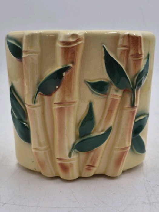 lot 43 image: Vintage Ceramic Bamboo Motif Planter  Relief Design with Green Leaves
