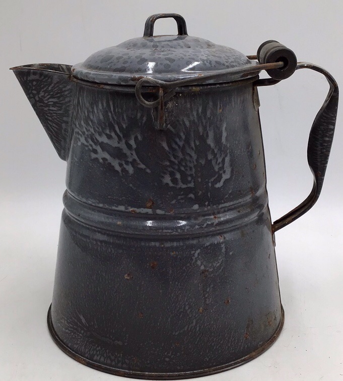 lot 7 image: Vintage Gray Speckled Enamel Coffee Pot  Graniteware with Swinging Bail Handle