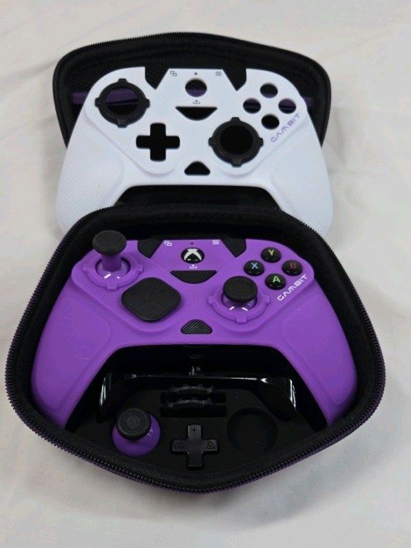lot 95 image: Vintage Xbox One Gamibit Custom Controller