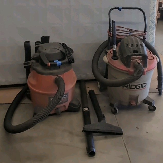 (2) RIDGID wet dry vacs