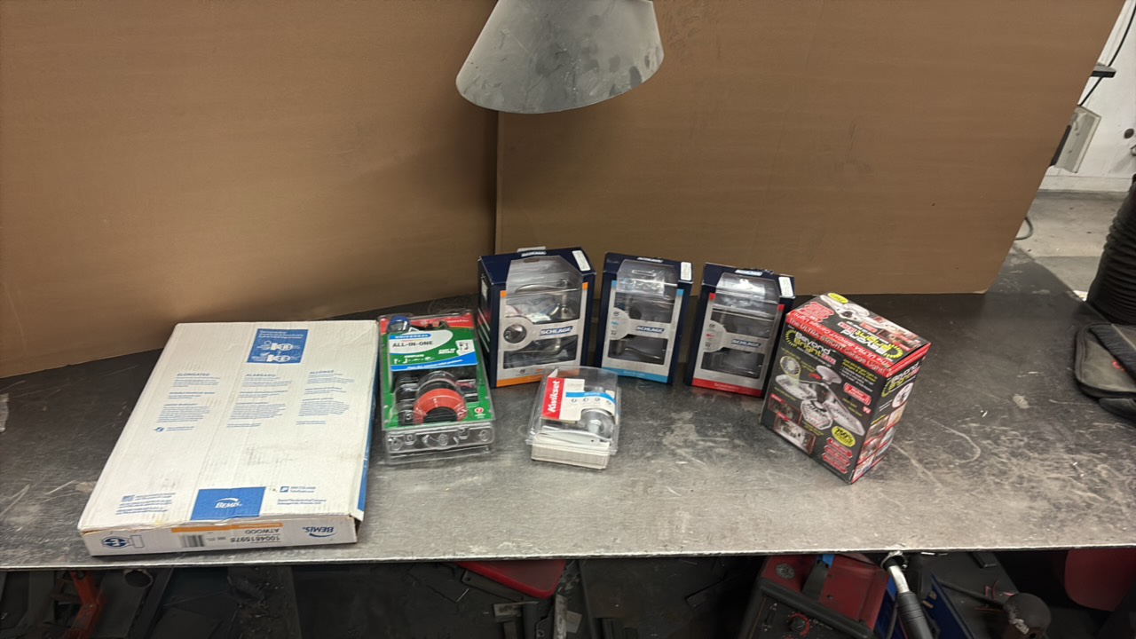 SCHLAGE doorknobs, Kwiks doorknob, toilet seat, Flush valve, motion sensing light