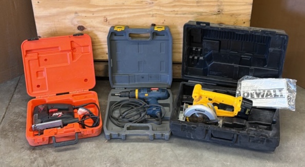 DEWALT Trim Saw, Ryobi Dril Driver, Skil Jigsaw