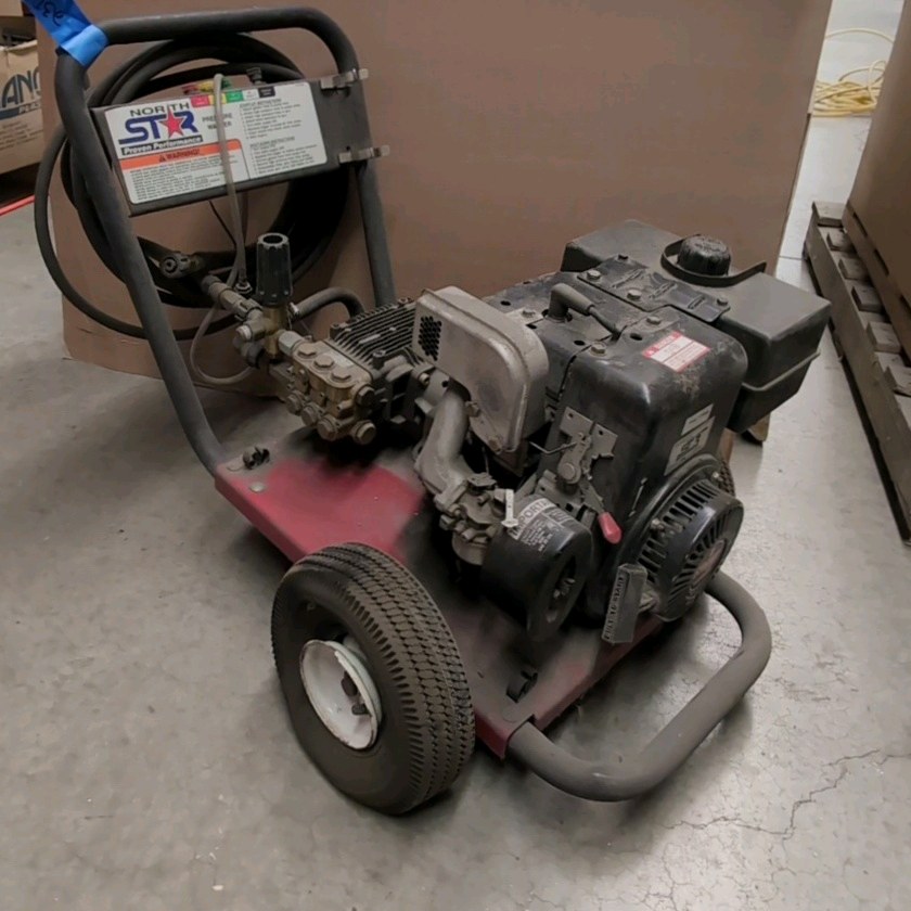NORTH Star Pressure Washer 3000 PSI