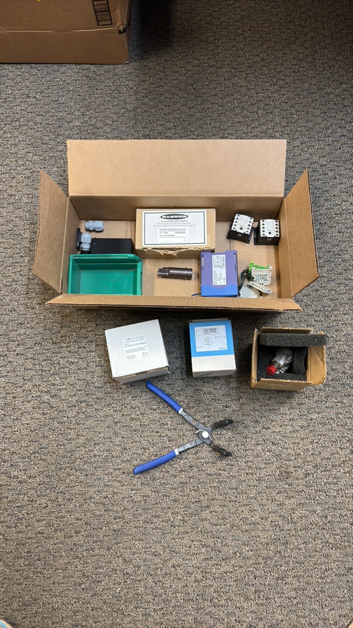 Compact control station pieces