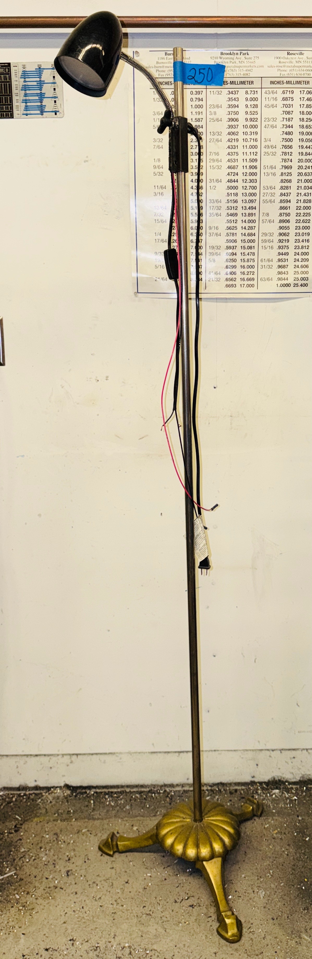 Lamp with vintage base