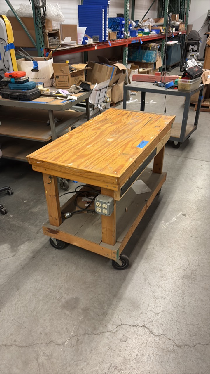Rolling table with outlet