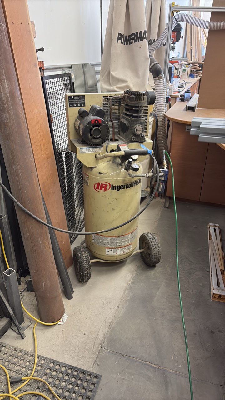 INGERSOLL Rand 24-Gal. Vertical Air Compressor