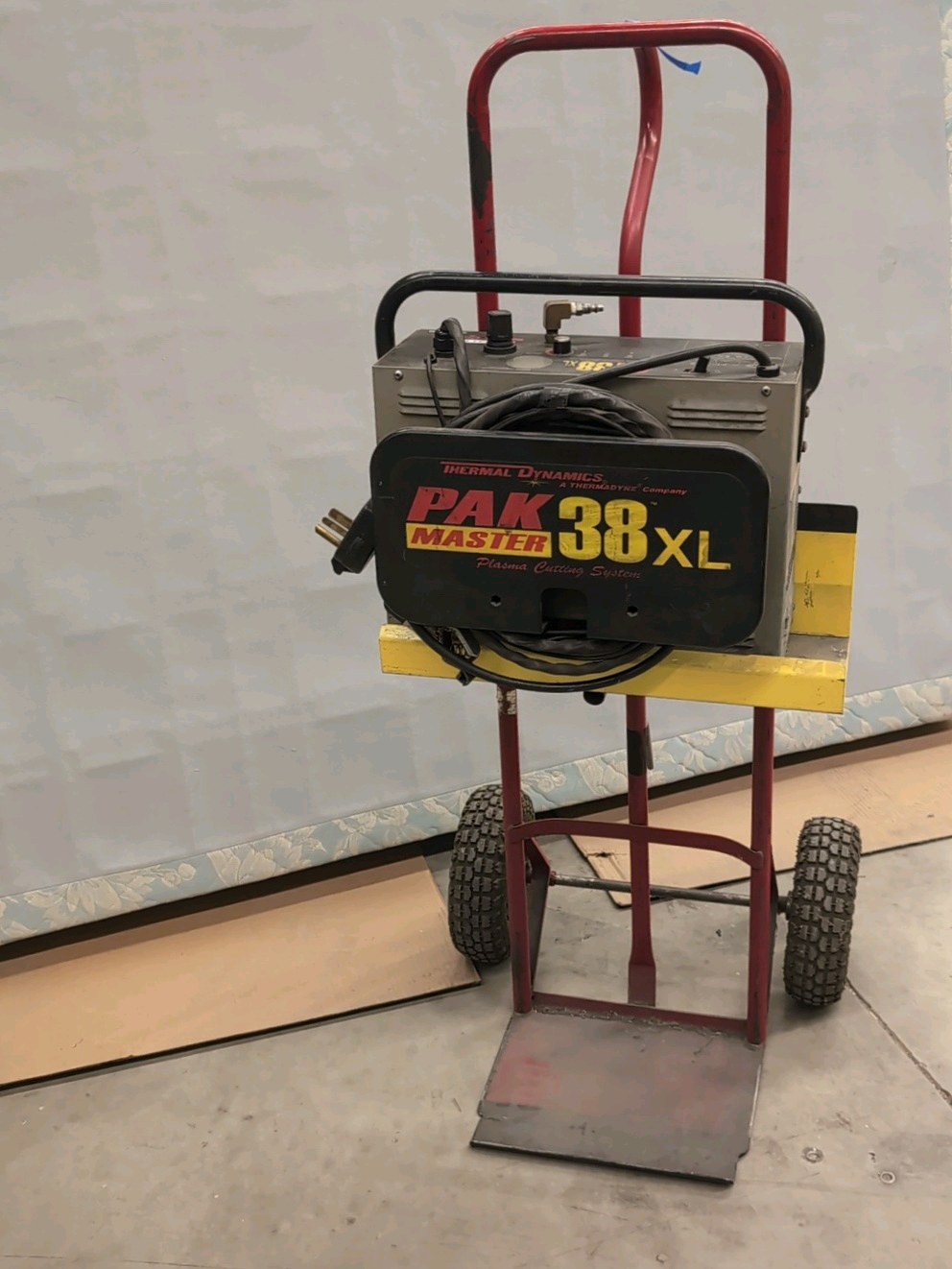 THERMAL Dynamics PakMaster 38XL portable plasma cutter