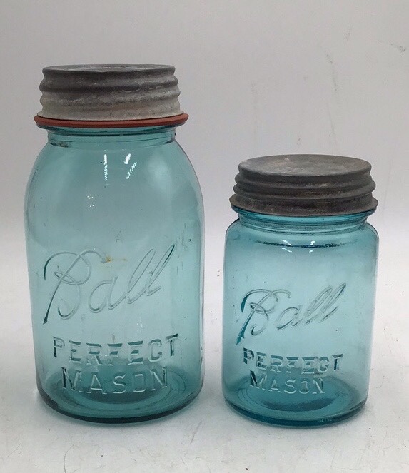 lot 109 image: Vintage Ball Perfect Mason Aqua Canning Jars