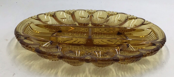 lot 121 image: Vintage Amber Glass Relish Dish