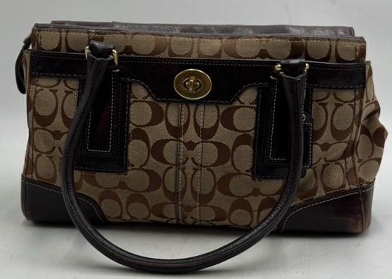 lot 142 image: Coach Signature Canvas Handbag
