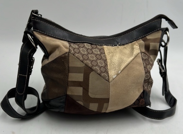 lot 144 image: Vintage Shoulder Bag  Nine West Patchwork Design