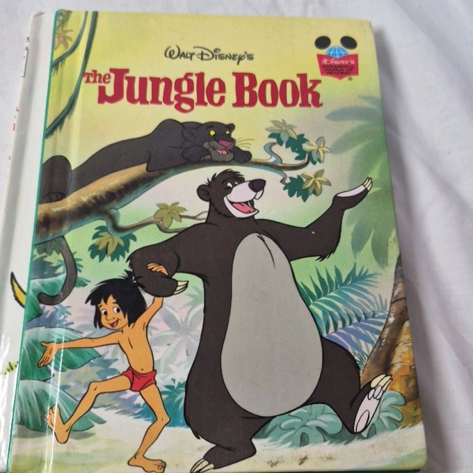 lot 182 image: Vintage Disney The Jungle Book Storybook
