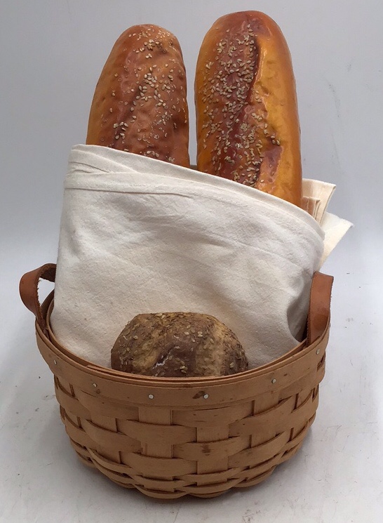 lot 196 image: Longaberger Basket with Leather Handles  American Traditions