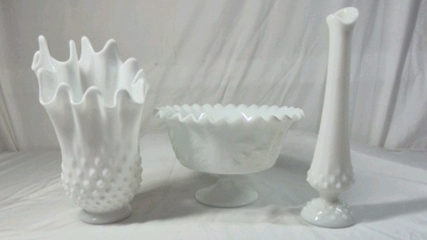 lot 203 image: Fenton Hobnail Milk Glass Vases and Bowl