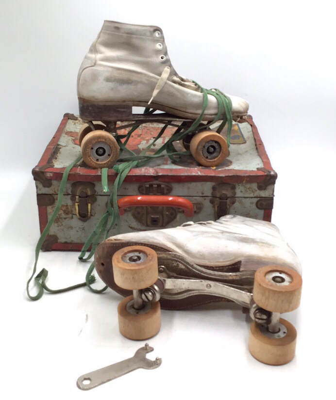 lot 221 image: Vintage Roller Skates with Carrying Case