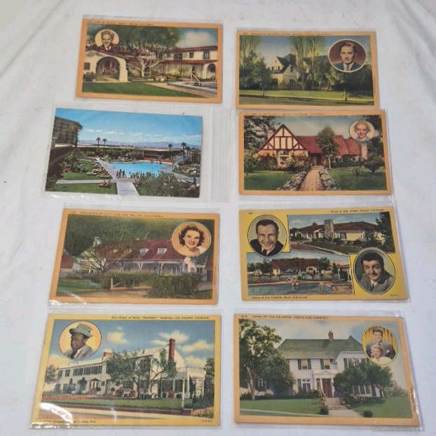 lot 24 image: Lot of Vintage Postcards  Mid-Century Homes with Celebrity Portraits