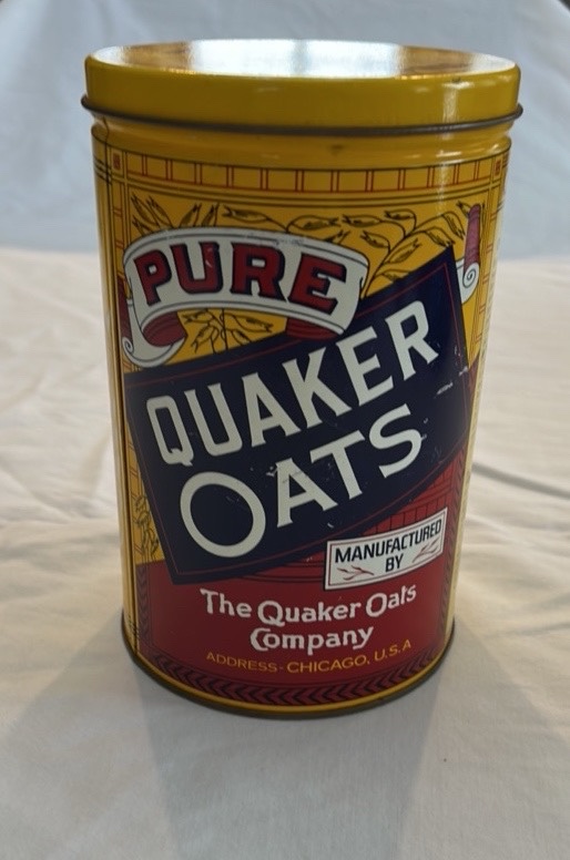 lot 292 image: Vintage Quaker Oats Pure Oats Tin
