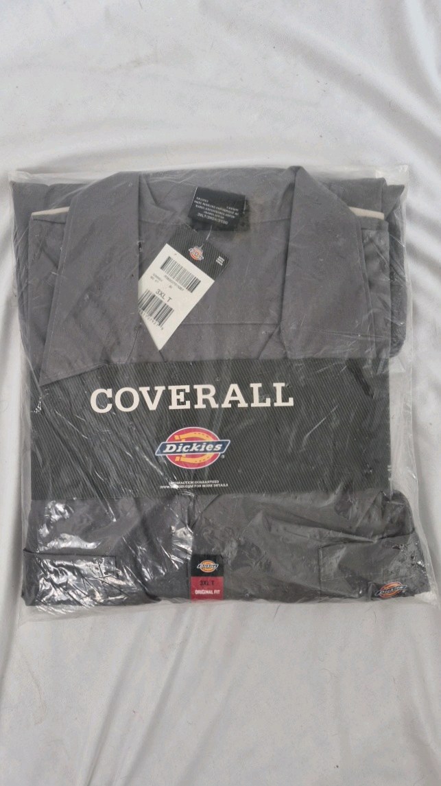 lot 308 image: Dickies Coverall