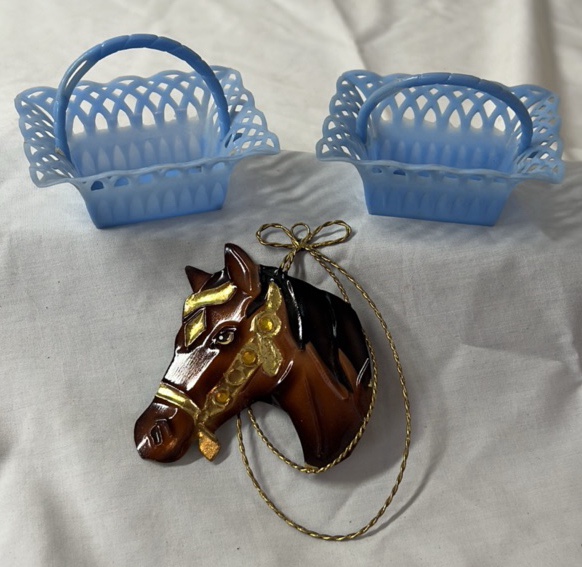 lot 330 image: Blue Plastic Basket Pair and Horse Ornament