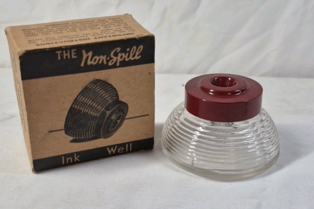 lot 45 image: Vintage Non-Spill Ink Well