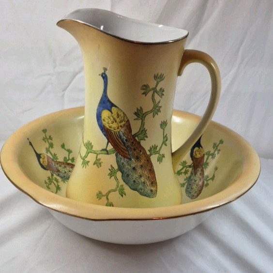 lot 51 image: Vintage Earthenware Pitcher and Basin  Peacock Design E.P.Co. Stoke-on-Trent England