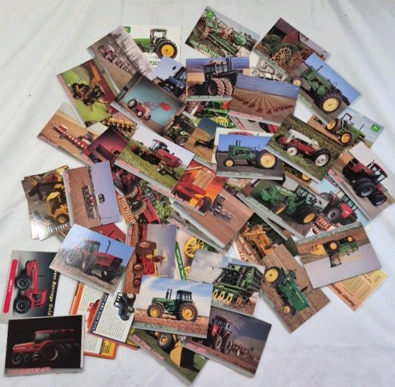 lot 67 image: Collection of John Deere Tractor Trading Cards