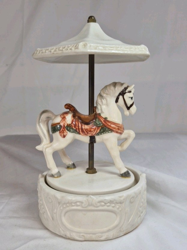 lot 94 image: Vintage Quon-Quon Music Box Dancer  Carousel Horse Cabaret