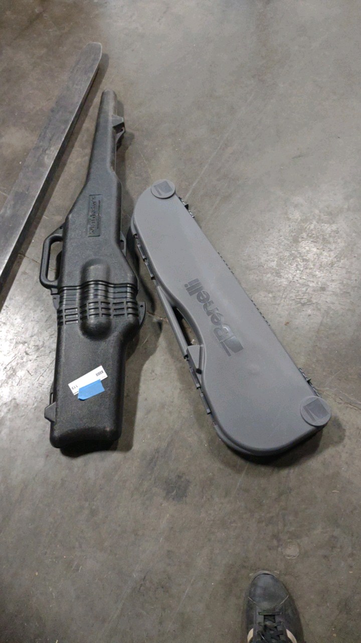 lot 119 image: gun cases