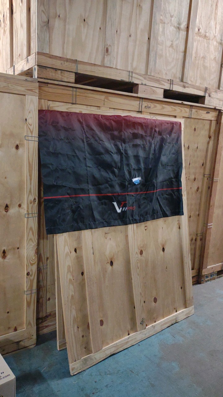 lot 125 image: Vr Pro golf flag
