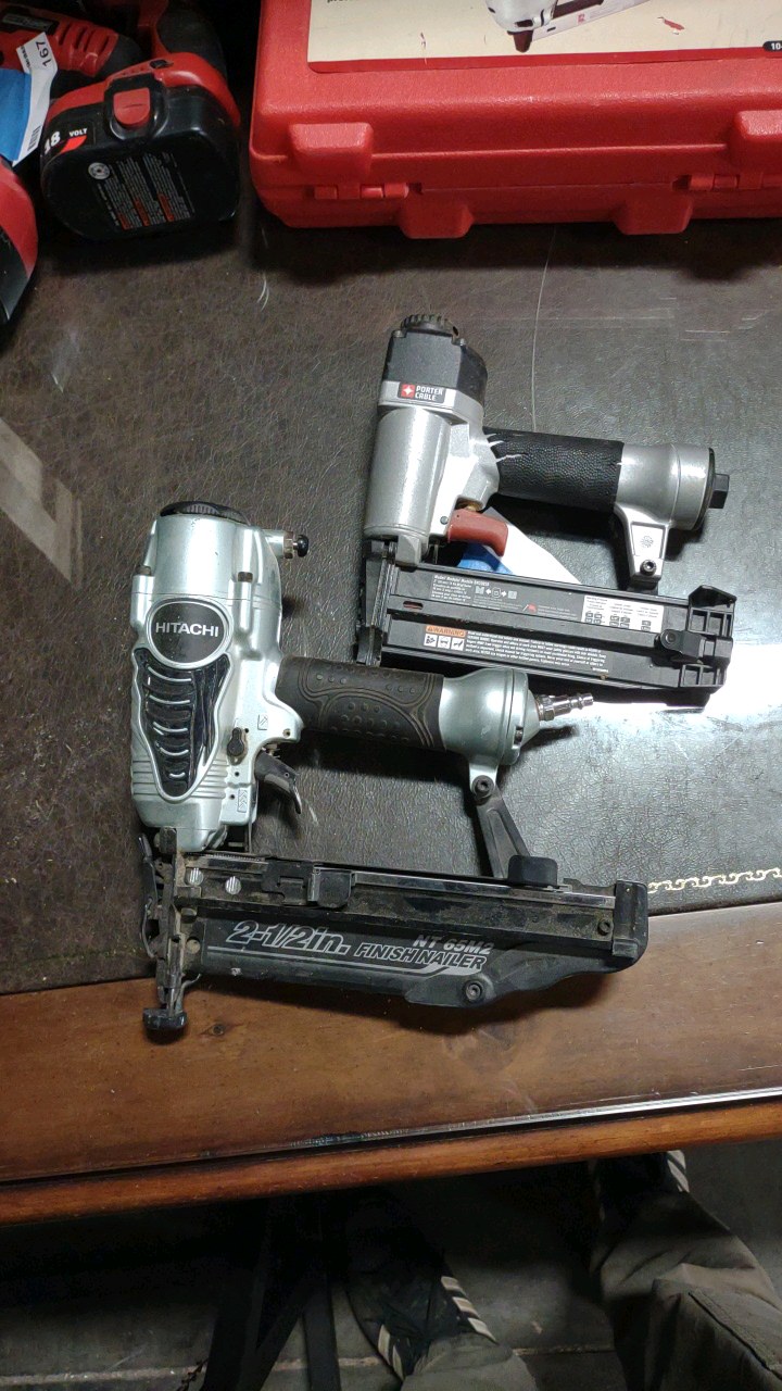 lot 166 image: finish nailers