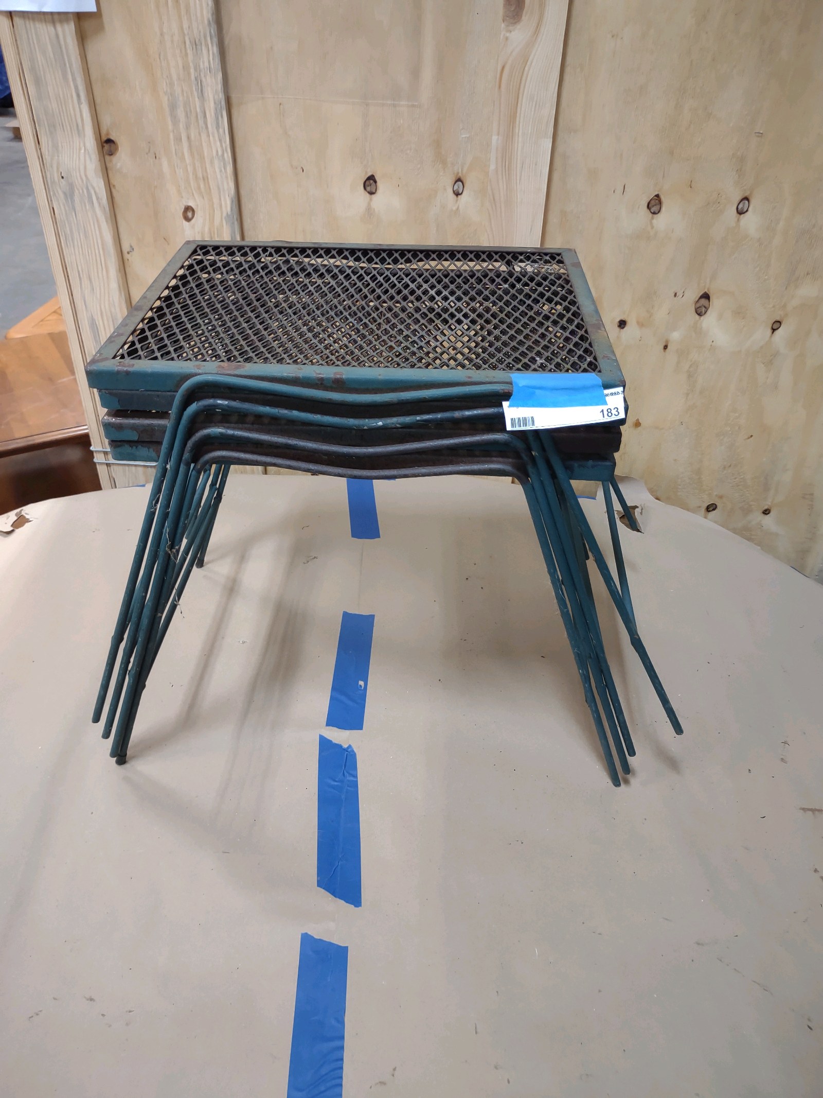 lot 183 image: 4 Patio Tables