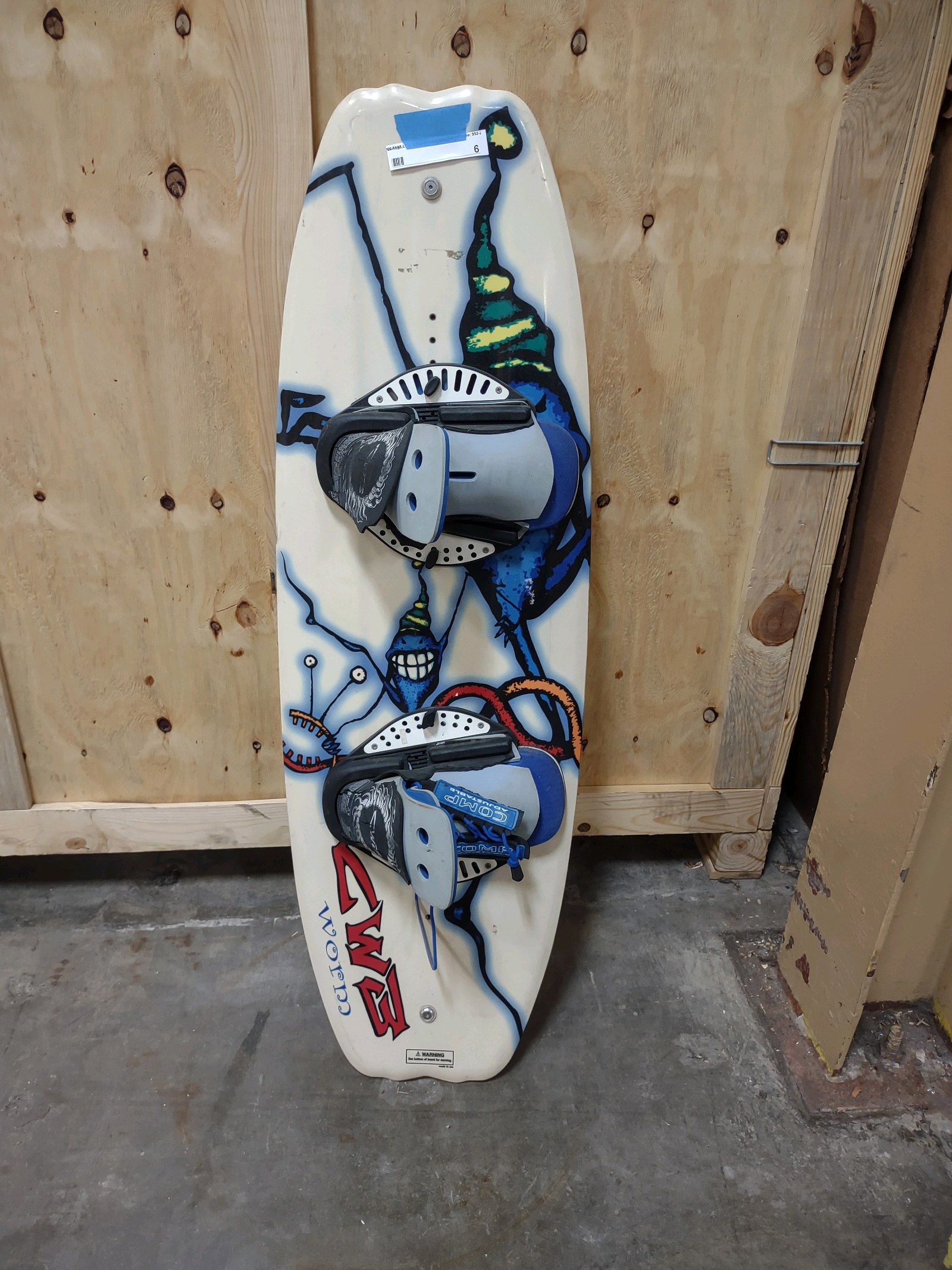 lot 6 image: Wake Board