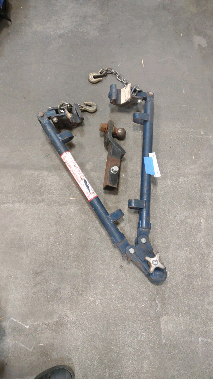 lot 74 image: tow bar