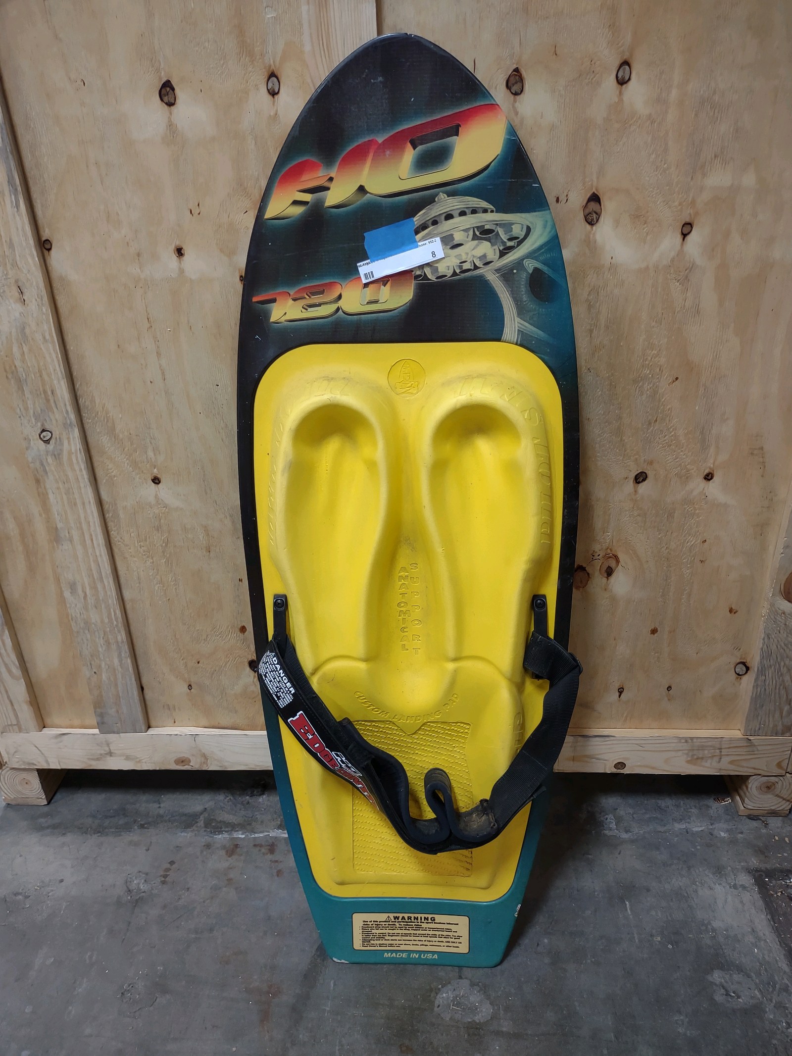 lot 8 image: Knee Board