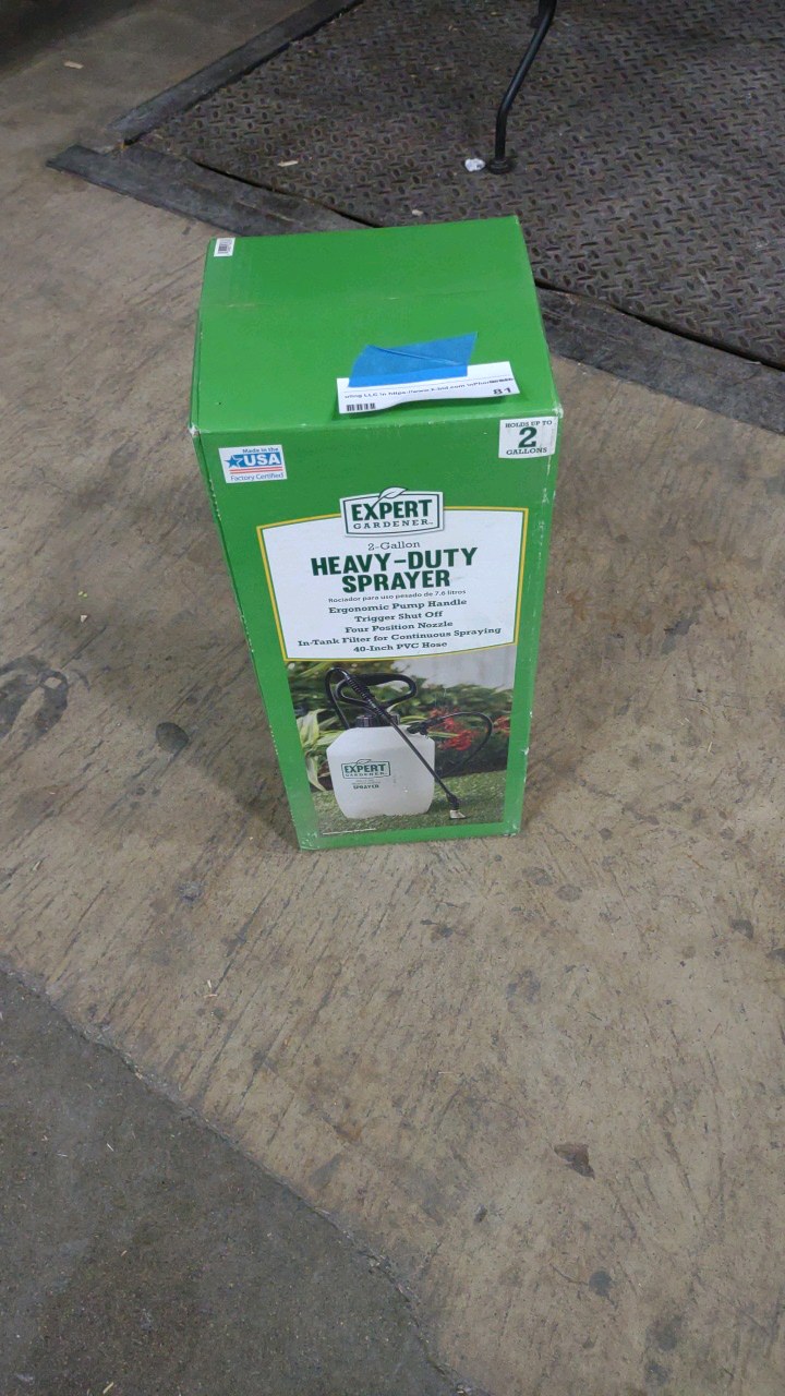 lot 81 image: heavy duty sprayer