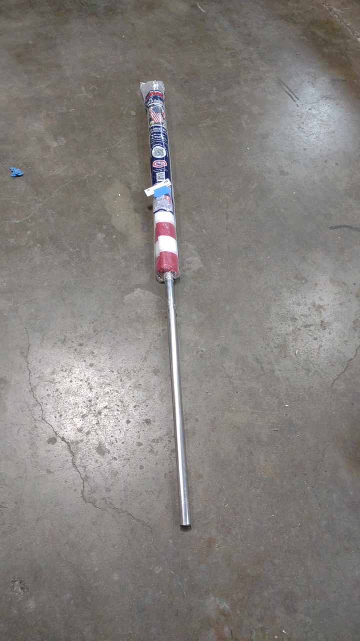 lot 86 image: American flag