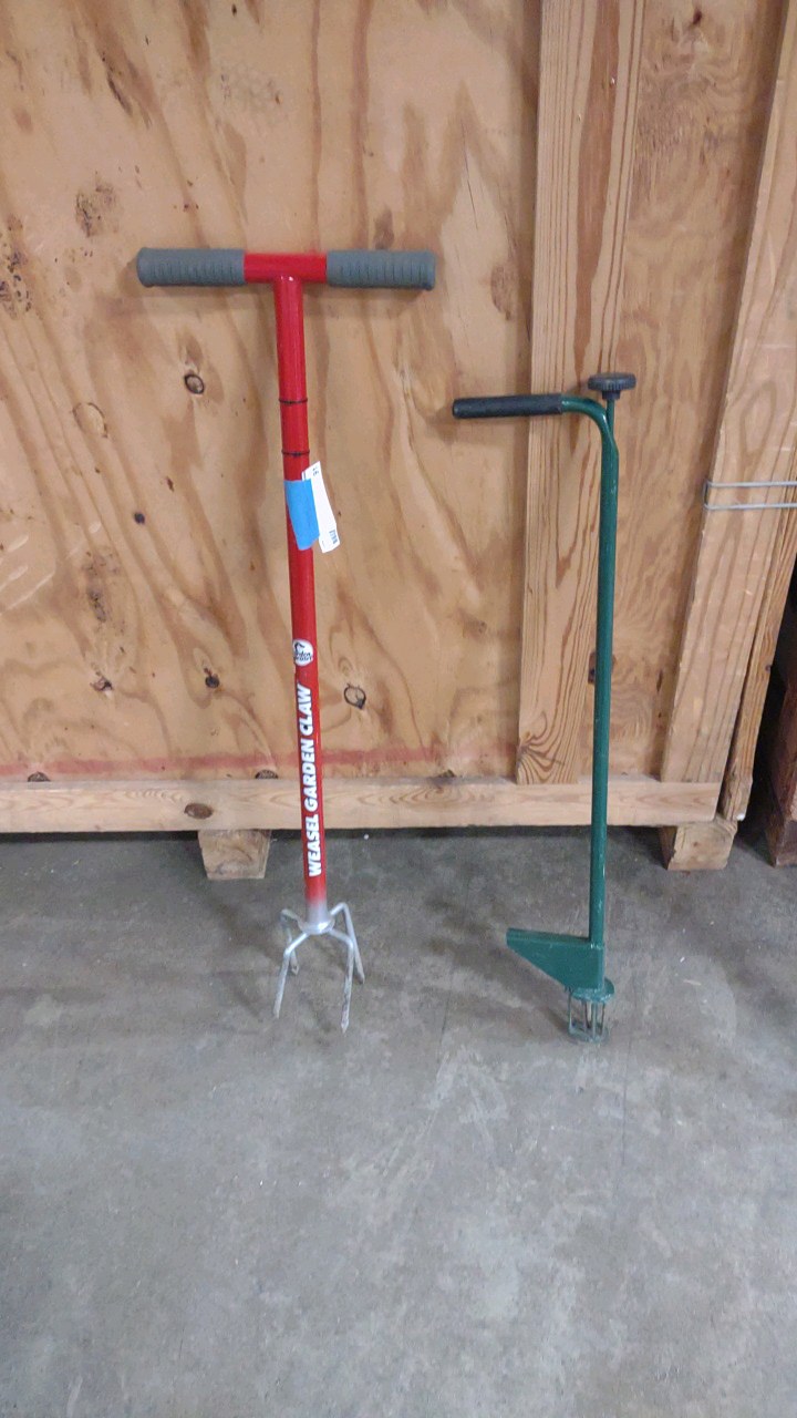 lot 91 image: cultivator weed popper