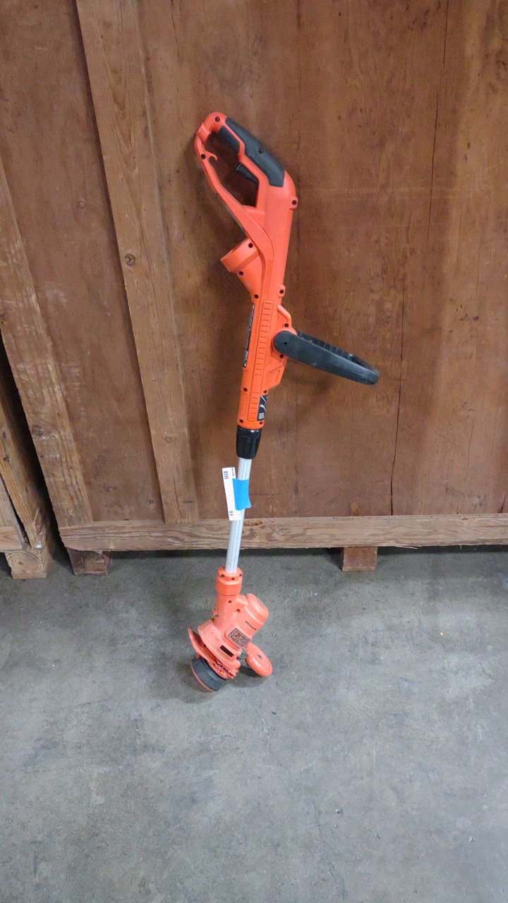 lot 94 image: electric weed wacker edger