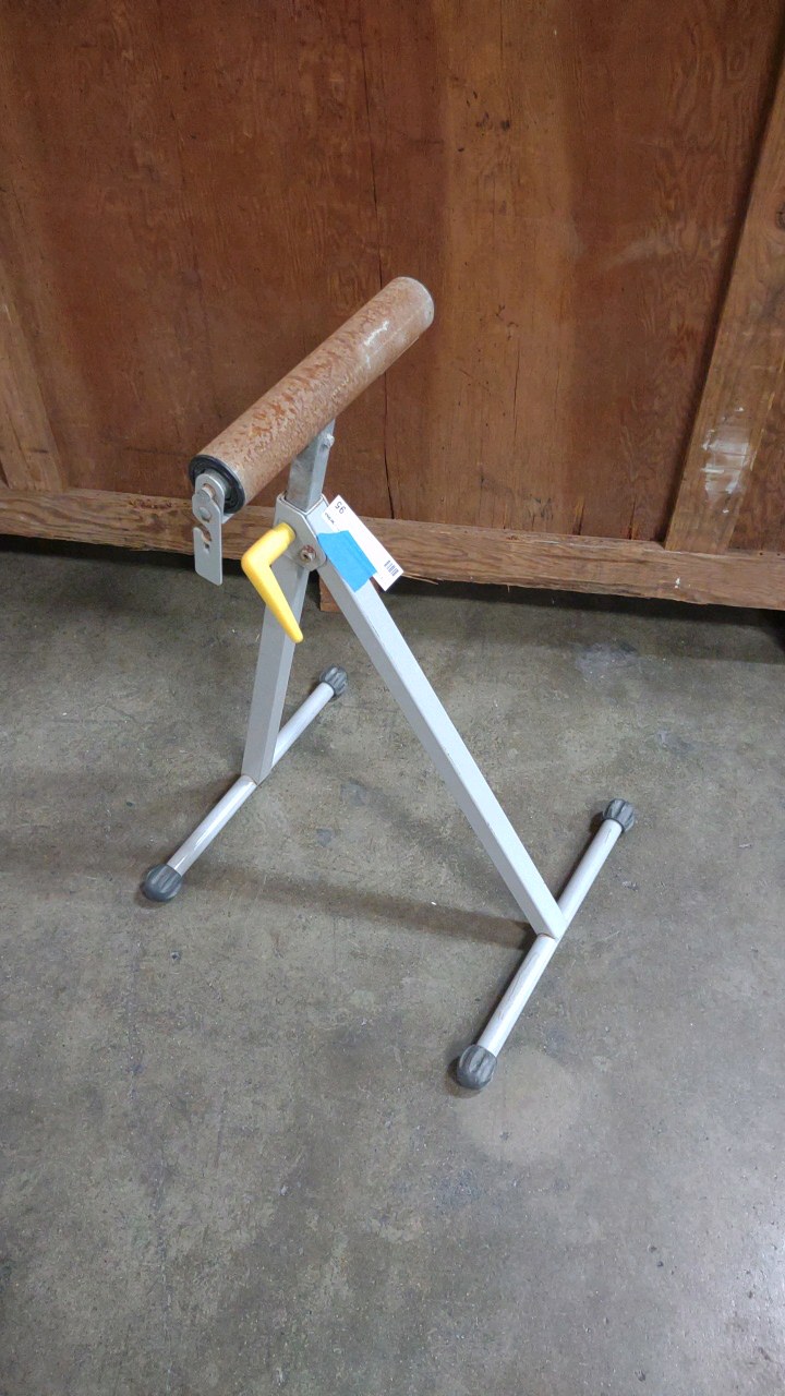 lot 95 image: roller stand