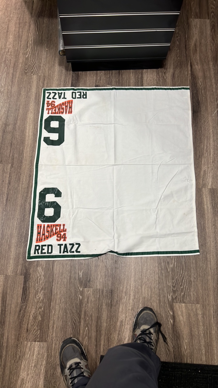 Haskell 94 red tazz #6 horse blanket