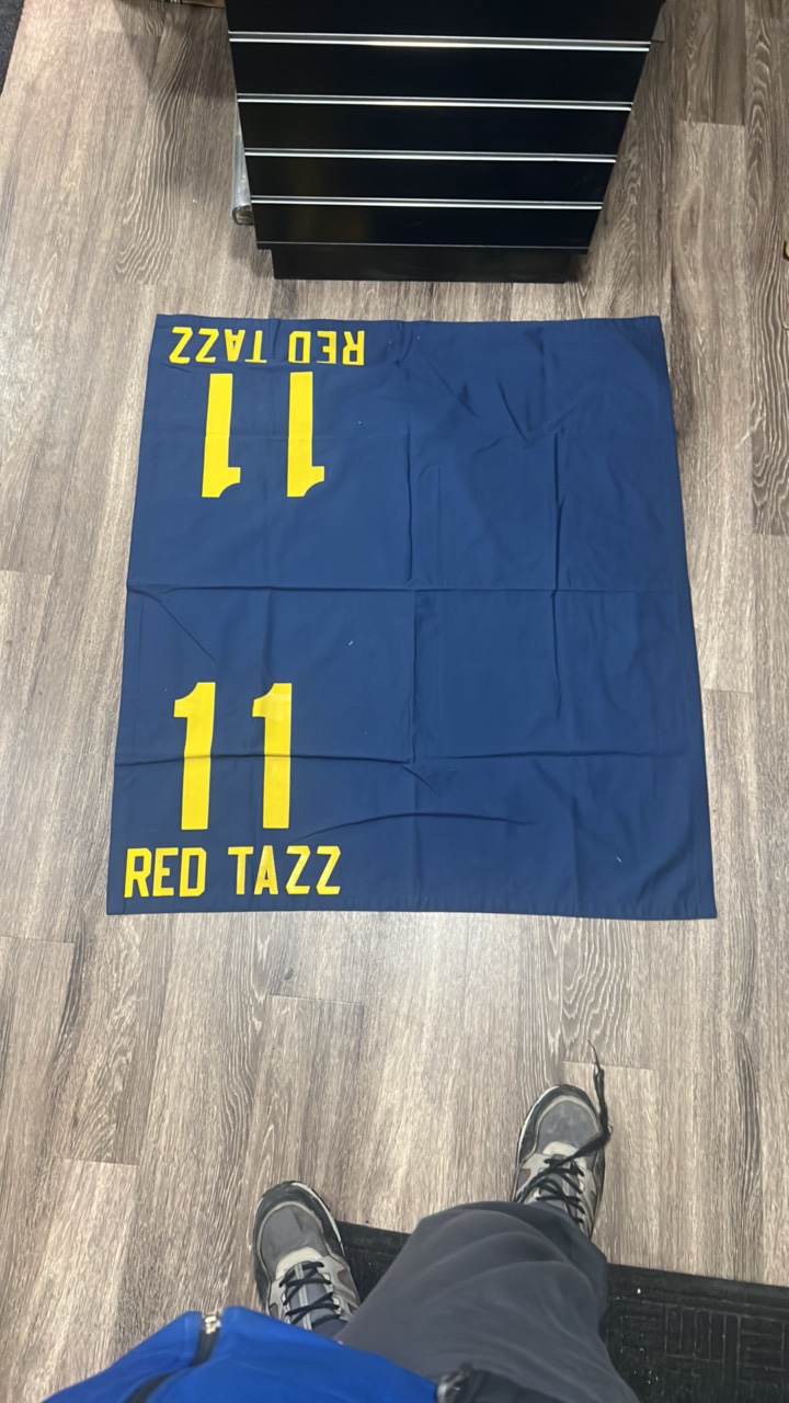 red tazz #11 horse blanket