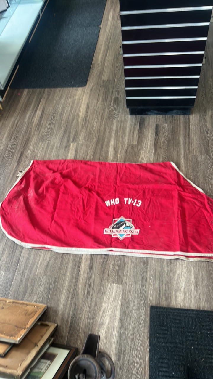 prairie meadows who tv-13 horse blanket