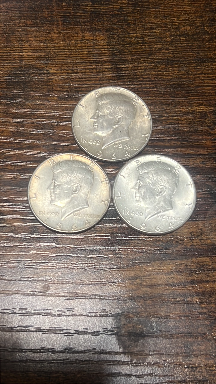 lot of 3 90% silver 1964 Kennedy halfs